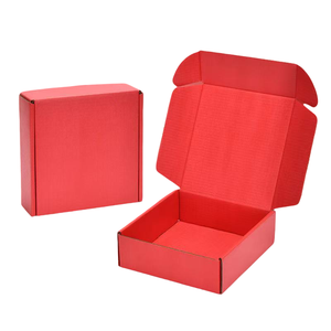 Caja de Envío Plegable Ranurada de Cartón Gris Reciclado con Impresión Personalizada, Estampado en Caliente y Acabado UV para Envíos y Regalos - Product Image 2