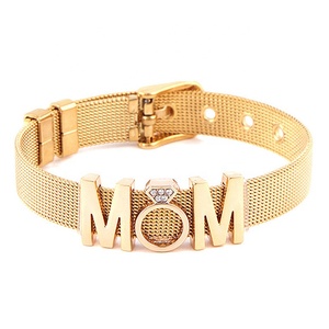 <span class=keywords><strong>Bracelet</strong></span> à breloques Offre Spéciale bijoux de créateur diamants maman lettre curseur breloques <span class=keywords><strong>or</strong></span> acier inoxydable <span class=keywords><strong>maille</strong></span> <span class=keywords><strong>Bracelet</strong></span> cadeaux de fête des mères - Product Image 1