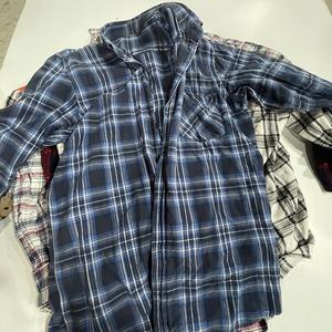 Chemises à carreaux à manches longues pour hommes, usagées, vendues <span class=keywords><strong>au</strong></span> <span class=keywords><strong>kilo</strong></span>, de l'usine de vêtements d'occasion Rainbow - Product Image 5