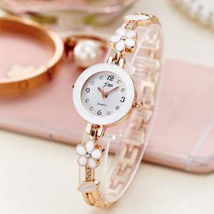 Wish meilleure vente nouvelle cinq feuilles fleur bracelet montres de luxe dames diamant femmes bracelet montre jw8022 - Product Image 4