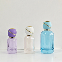 30ml 50ml 100ml Farbige Glas-Parfümflasche mit Kugelkappen