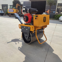 300kg marche vibrante à tambour unique derrière le mini rouleau de route avec moteur à essence Honda pompe hydraulique Eaton à faible coût de maintenance