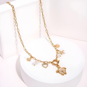 Collar <span class=keywords><strong>de</strong></span> Tortuga Marina Colorida, Chapado en Oro <span class=keywords><strong>de</strong></span> 18K, Diseño <span class=keywords><strong>de</strong></span> Elementos Oceánicos en Acero Inoxidable, Joyería <span class=keywords><strong>para</strong></span> Vacaciones - Product Image 4
