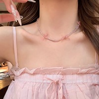 Kalung Rantai Bambu Tembaga Kristal Buatan Laboratorium Warna Pink dengan Aksen Pita Manis dan Trendi untuk Wanita, Choker Sporty Berani, Desain Niche Kelas Atas