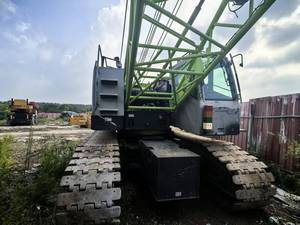 Grúa sobre orugas Zoomlion 85t usada para construcción pesada - Product Image 3