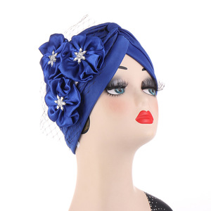 Fleur à volants Polyester Turban casquettes femmes musulmanes intérieur Hijab Cap Turban <span class=keywords><strong>bandeau</strong></span> maison porter <span class=keywords><strong>chimio</strong></span> chapeau - Product Image 3