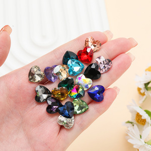 Strass en verre en forme de cœur à dos plat pour nail art, accessoires DIY, vente en gros - Product Image 4