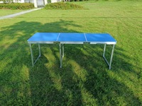 Table de salle à manger pliante contemporaine en alliage d'aluminium de 1,8 m de large avec base à trois pieds, personnalisable pour la vente en gros, pour l'extérieur
