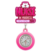 Bobine d'insigne de lettres médicales en plastique pailleté personnalisé en gros avec bobine d'insigne d'infirmière de montre de poche rétractable