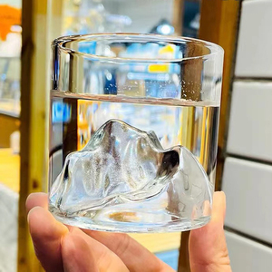 แก้ววิสกี้ทรงภูเขา <span class=keywords><strong>Matterhorn</strong></span> ดีไซน์ใหม่ สีสันสดใส ทำจากแก้วบอโรซิลิเกต ใช้เป็นแก้วช็อต แก้วไวน์ หรือแก้วน้ำ - Product Image 4