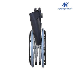 <span class=keywords><strong>Fauteuil</strong></span> roulant électrique manuel médical pliable en aluminium réglable 2026 pour personnes âgées - Product Image 6