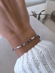 Bracelet souple pour femme en plaqué or 18 carats avec petites perles cubiques facettées et pierres précieuses naturelles, idéal pour la guérison, cadeau - Product Image 4