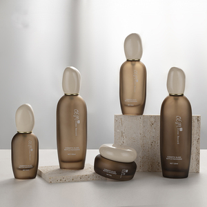 Chai serum thủy tinh độc đáo màu hổ phách mờ 30ml, chai dầu dưỡng thể mỹ phẩm thủy tinh cao cấp có vòi bơm, bao bì chăm sóc da - Product Image 1