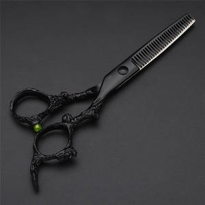 กรรไกรตัดผมสีดำ 6.0 นิ้ว สแตนเลสสตีล ปลายทู่ ด้ามยาว สำหรับตัดผมเสริมสวย - Product Image 1