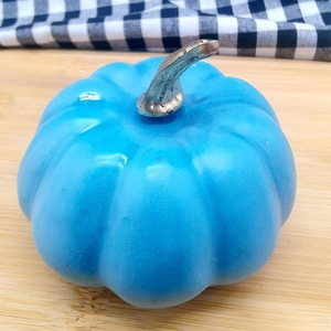 Nouvelles citrouilles artificielles en mousse multicolores pour Halloween, Thanksgiving, Noël, la remise des diplômes, Pâques, décoration de la maison et du jardin - Product Image 6