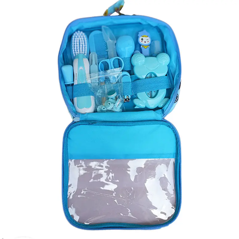 Offre Spéciale sans BPA bébé produits 12 pièces bébé ongles ciseaux brosse à dents peigne brosse ensemble sac Portable pratique doux bébé soins Kit