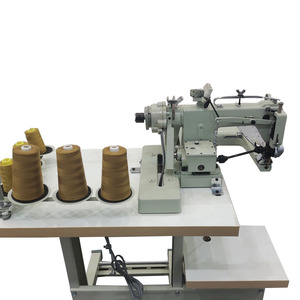 Machine à coudre industrielle à 3 aiguilles YS-928-PS, machine à coudre à triple aiguille pour la confection de patte de boutonnage tissée pour la confection de vêtements - Product Image 4