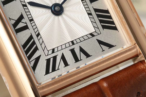 Montre mécanique automatique élégante et à la mode, cadran blanc argenté gravé, bracelet en cuir à motif crocodile marron - Product Image 4