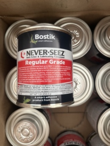 JXY Bostik Never SEEZ, Compuesto Lubricante Antiadherente de Níquel Puro, 453.6g, para Aplicaciones Aeroespaciales e Industria Pesada - Product Image 1