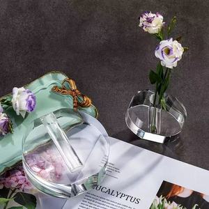 Florero de Cristal Geométrico Creativo Moderno, Florero Decorativo Transparente para Mesa de Salón - Product Image 3