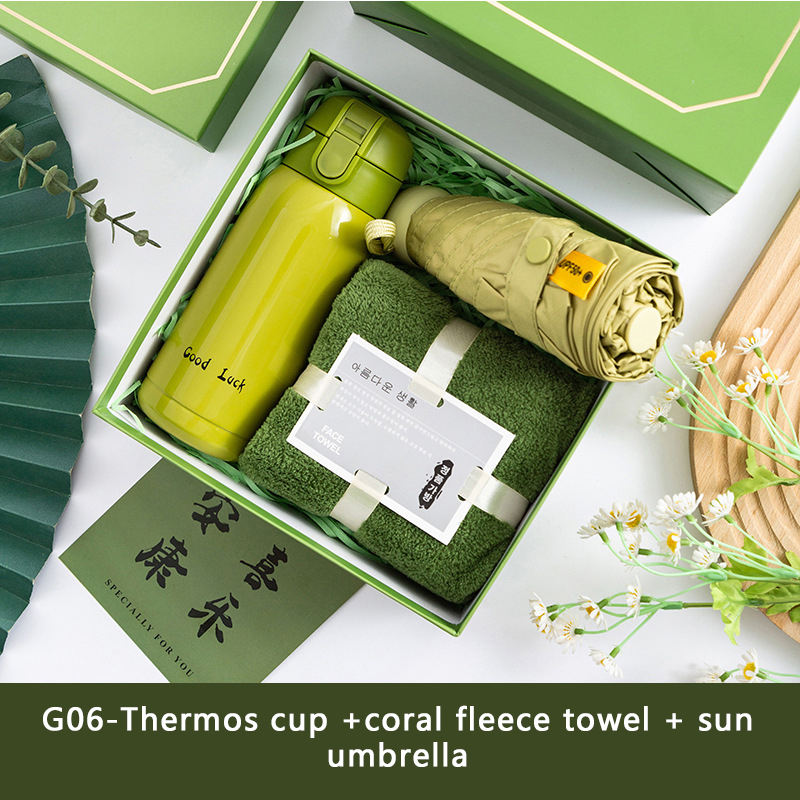 Thermos cup+Towel+Umbrella