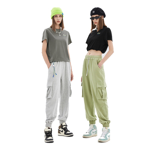 T-shirts courts pour femmes, style mode urbaine, 100% coton, avec logo brodé personnalisé et ourlet ajustable - Product Image 2