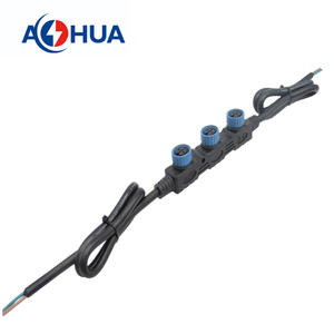 Lampu Led Moudules <span class=keywords><strong>Output</strong></span> plastik 2Pin soket wanita Distributor/ Splitter M15 10A 1 dalam <span class=keywords><strong>2</strong></span>/<span class=keywords><strong>3</strong></span>/4/5/6 keluar IP67 konektor Led - Product Image 4