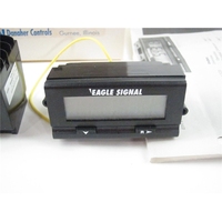 Contrôle le minuterie Eagle Signal A103-008 et l'alimentation électrique A103-A15