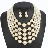 Parure de bijoux élégante en perles pour mariées, collier ras-du-cou et boucles d'oreilles en perles multicouches massives, style collier bib