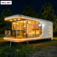 Maison conteneur capsule spatiale contemporaine et étanche, pod de luxe préfabriqué avec design extensible