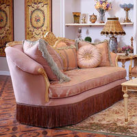 Canapé sectionnel classique vintage français victorien en tissu brodé rose, canapé romantique rose luxueux et antique rembourré pour villa