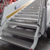 Escaliers manuels pour passagers d'aéroport à poussée manuelle pour l'équipement de manutention des passagers d'avion
