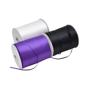 Nastro in Raso Monocolore da 3mm (1/8 di Pollice) su Bobina da 870 Iarde (795m) in Poliestere per Confezioni Regalo, Fiocchi per Capelli e Decorazioni per Feste - Product Image 5