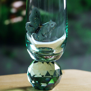 Flûte à <span class=keywords><strong>champagne</strong></span> <span class=keywords><strong>en</strong></span> <span class=keywords><strong>verre</strong></span> personnalisée, esthétique et créative, avec dégradé vert, motif papillon, pour fête et mariage, ornée de diamants - Product Image 6
