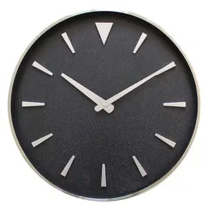 Modern Luxury Wall Clock Round Metal Case And 3D Time Scale Dials Form A Classic Home Decor Wall Clock
