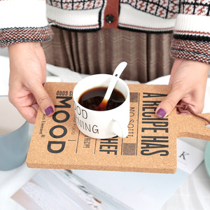 Coussinets d'<span class=keywords><strong>isolation</strong></span> thermique en liège Sous-verres de boissons Supports antidérapants Planches à pain Planches à découper créatives Accessoires alimentaires et photo haut de gamme - Product Image 4