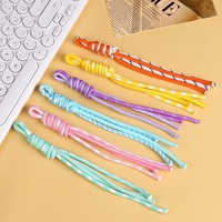 Stock usine – Nouveauté tendance : Porte-clés en corde 100 % polyester tressé à la main, accessoires colorés pour sac, pendentif mode