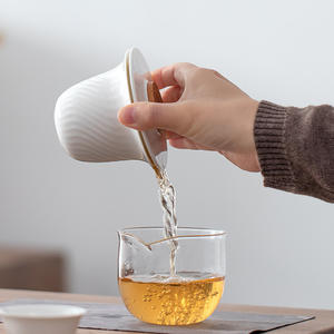 แก้ว<span class=keywords><strong>ชง</strong></span><span class=keywords><strong>ชา</strong></span>แบบพกพา สไตล์จีนใหม่ ดีไซน์ทรงฟู่หลู่ ทำจากเซรามิก ทันสมัย เหมาะสำหรับการเดินทาง - Product Image 4