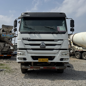 Camión Mezclador de Concreto <span class=keywords><strong>Usado</strong></span> <span class=keywords><strong>en</strong></span> China, HOWO 6x4, con Tambor de 10 Metros Cúbicos, de Alta Resistencia para Construcción - Product Image 3