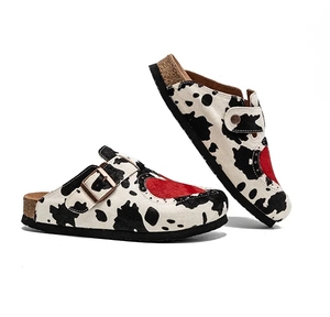 Zapatos de zuecos de <span class=keywords><strong>mujer</strong></span> al por mayor con logotipo personalizado, zapatillas de punta abierta de piel de ante negra, sandalias para hombre, zapatos planos de Mula, zuecos de <span class=keywords><strong>mujer</strong></span> personalizados - Product Image 3