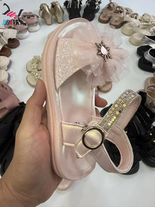 รองเท้าเด็กผู้หญิงขายส่งราคาถูก ของแท้จากแอฟริกา มีทุกฤดูกาล - Product Image 5