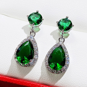 Omen – boucles d'oreilles en forme de poire avec diamant vert, strass en cristal, bijoux de fête classiques pour femmes, E1358 - Product Image 4