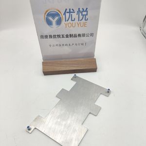 Dissipateur thermique en aluminium Youyue pour contrôleur de véhicule électrique avec fixation par vis - Product Image 2