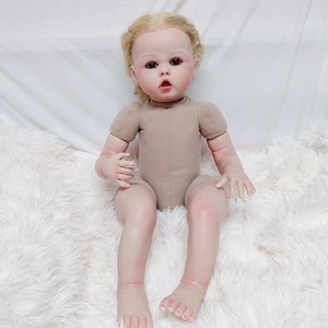 Bambola Realistica di Bambina, Capelli Biondi e Occhi Blu, Sperimenta il Miglior Giocattolo Reborn per Bambini - Product Image 6