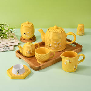 Ensemble de tasses à thé en porcelaine avec décalcomanie d'abeille personnalisée en gros, comprend une théière <span class=keywords><strong>et</strong></span> une tasse, ensemble de théière en céramique pour servir le café <span class=keywords><strong>et</strong></span> le thé - Product Image 1