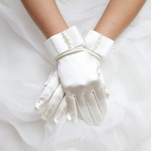 Longueur du poignet des femmes mariée avec des perles <span class=keywords><strong>pour</strong></span> les <span class=keywords><strong>gants</strong></span> <span class=keywords><strong>de</strong></span> doigt <span class=keywords><strong>de</strong></span> robe <span class=keywords><strong>de</strong></span> mariée - Product Image 1