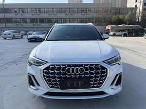 <span class=keywords><strong>Audi</strong></span> Q3 35TFSI quattro Édition 45e Anniversaire 2025 – SUV de Luxe Dynamique et Tendance, Véhicule d'Occasion de Marque - Product Image 2