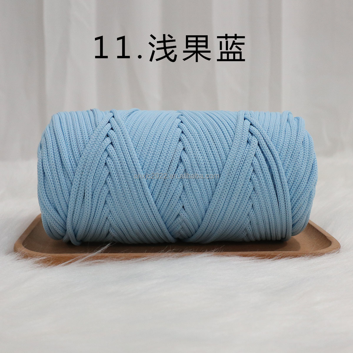 11Fruit clair bleu