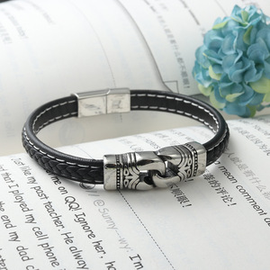 yunnique Titanium Steel Animal Clasp Bracelet Black Round Fashion Jewelry for Men and Women - Product Image 2
