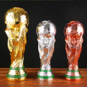 Copa de Campeón de Fútbol Chapada en Oro, Caja Sorpresa, Varios Tamaños, Recuerdo de Fútbol para Aficionados al Deporte, Regalo Coleccionable, Decoración para el Hogar y <span class=keywords><strong>la</strong></span> Oficina - Product Image 4